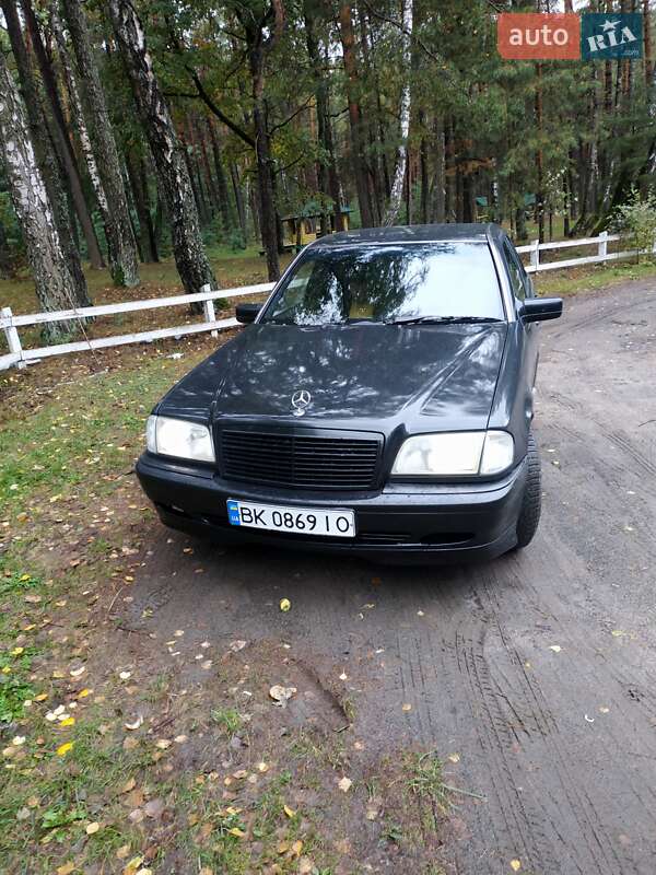 Седан Mercedes-Benz C-Class 1997 в Владимирце