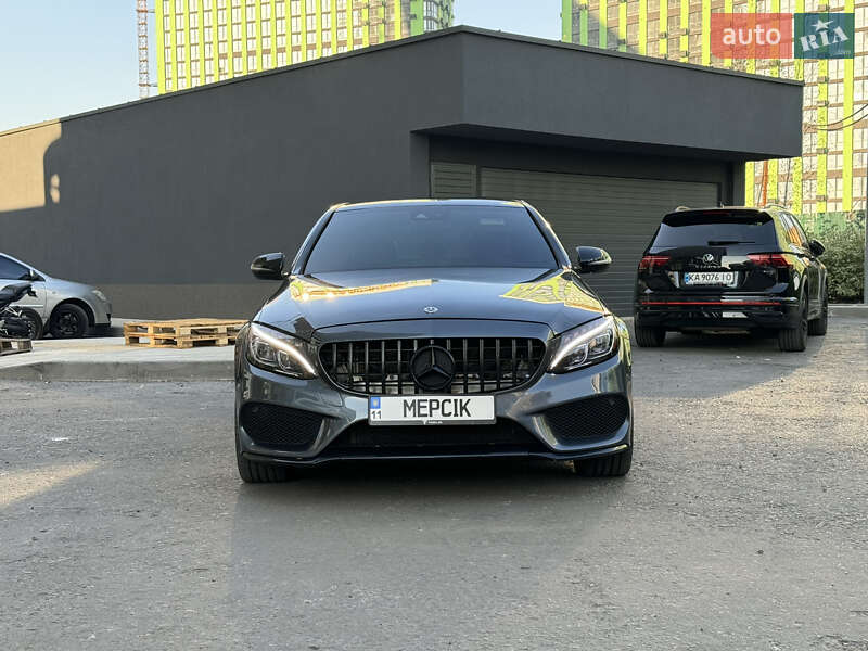 Седан Mercedes-Benz C-Class 2015 в Киеве