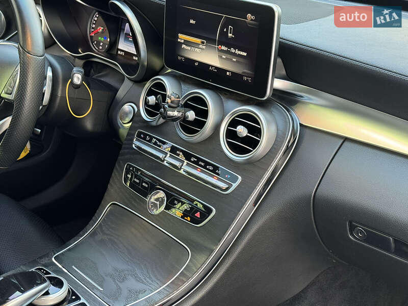 Седан Mercedes-Benz C-Class 2015 в Киеве