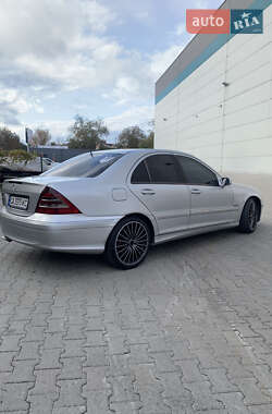 Седан Mercedes-Benz C-Class 2000 в Києві