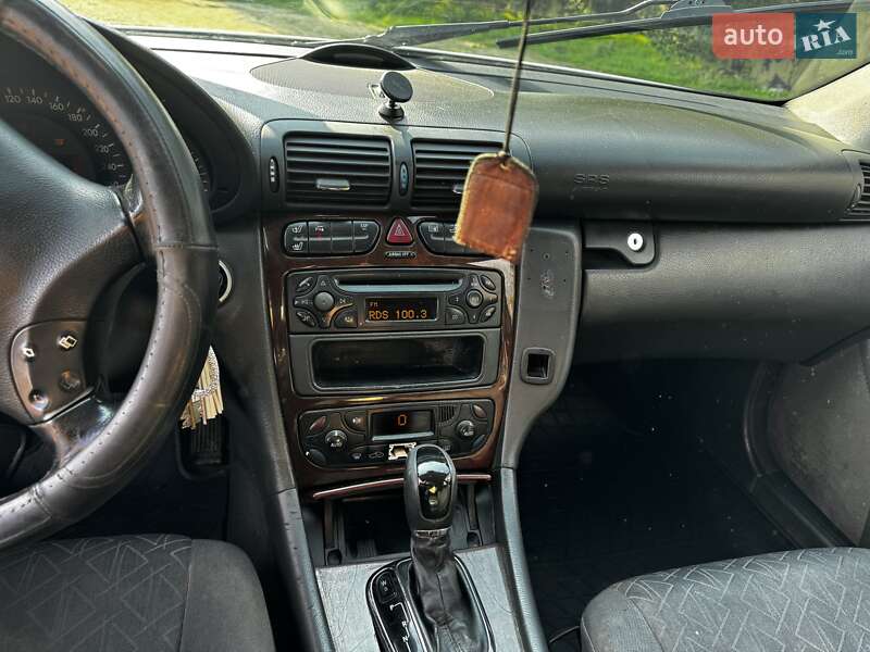 Седан Mercedes-Benz C-Class 2002 в Черноморске