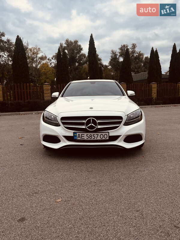 Седан Mercedes-Benz C-Class 2018 в Днепре