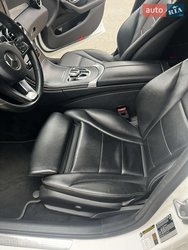 Седан Mercedes-Benz C-Class 2018 в Днепре
