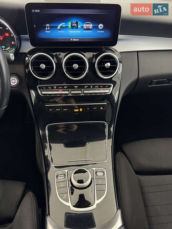 Седан Mercedes-Benz C-Class 2021 в Києві