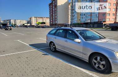 Універсал Mercedes-Benz C-Class 2003 в Івано-Франківську