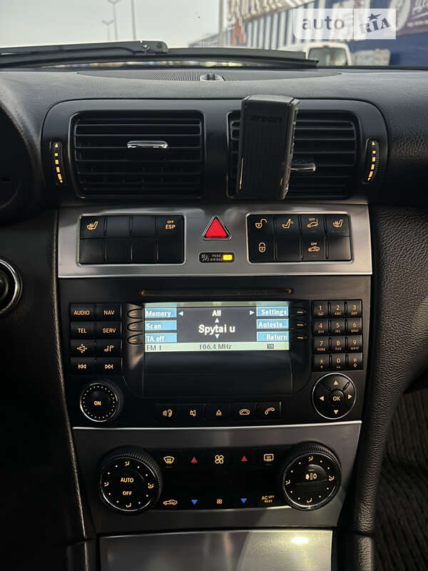 Седан Mercedes-Benz C-Class 2005 в Славуте