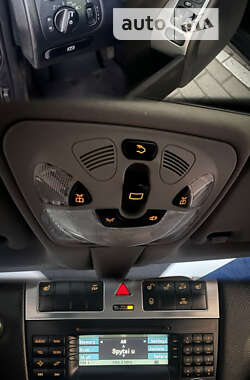 Седан Mercedes-Benz C-Class 2005 в 