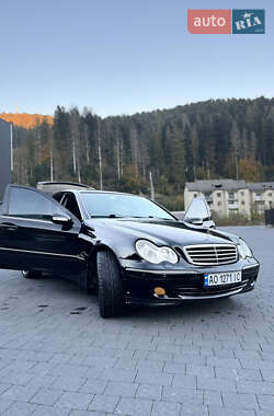 Седан Mercedes-Benz C-Class 2005 в Вигоді