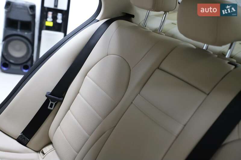 Седан Mercedes-Benz C-Class 2015 в Каменском