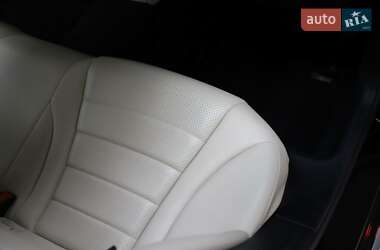 Седан Mercedes-Benz C-Class 2015 в 