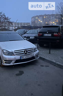 Седан Mercedes-Benz C-Class 2011 в Львові