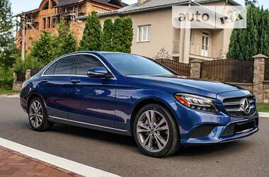 Седан Mercedes-Benz C-Class 2021 в Києві