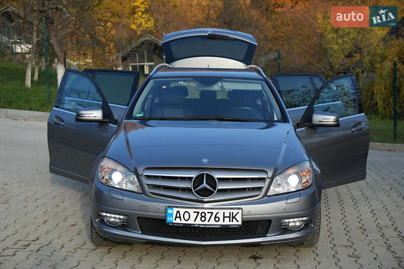 Универсал Mercedes-Benz C-Class 2008 в Хусте