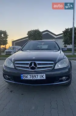 Mercedes-Benz C-Class 2009