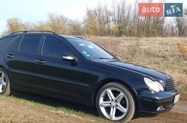 Универсал Mercedes-Benz C-Class 2005 в Казанке