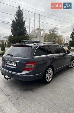 Универсал Mercedes-Benz C-Class 2007 в Житомире