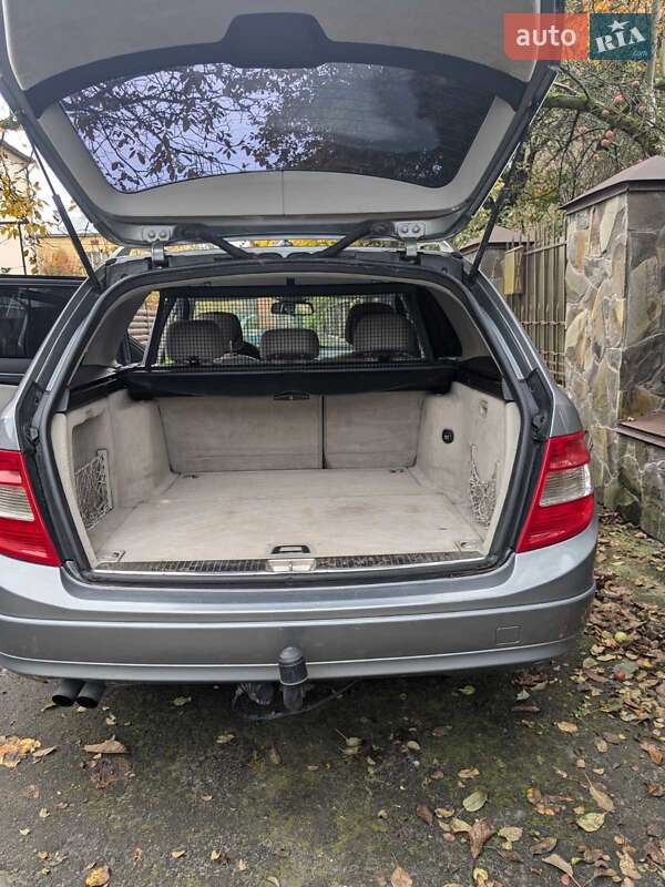 Универсал Mercedes-Benz C-Class 2009 в Львове