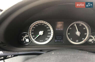 Седан Mercedes-Benz C-Class 2006 в 