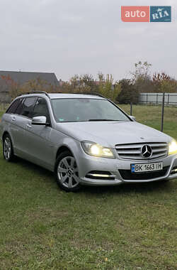 Mercedes-Benz C-Class 2011 Mercedes-Benz C-Class 2011