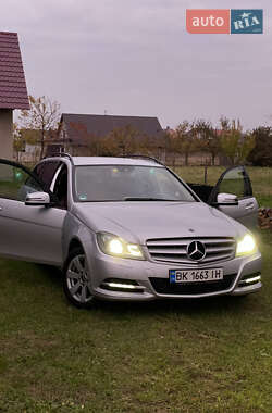 Универсал Mercedes-Benz C-Class 2011 в 