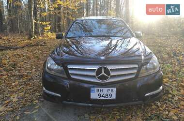 Седан Mercedes-Benz C-Class 2012 в 