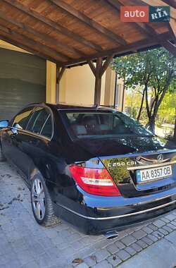 Седан Mercedes-Benz C-Class 2012 в Львове