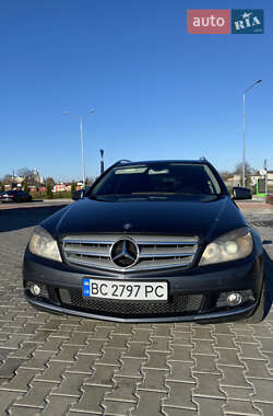 Універсал Mercedes-Benz C-Class 2009 в Стрию