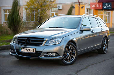 Універсал Mercedes-Benz C-Class 2013 в Калуші