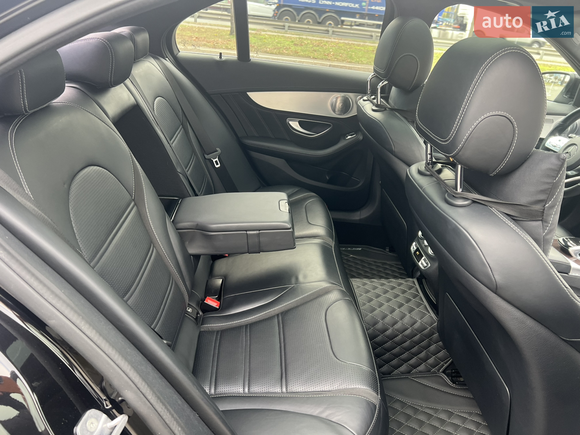 2016 Mercedes-Benz C-klasse - мініатюра 14