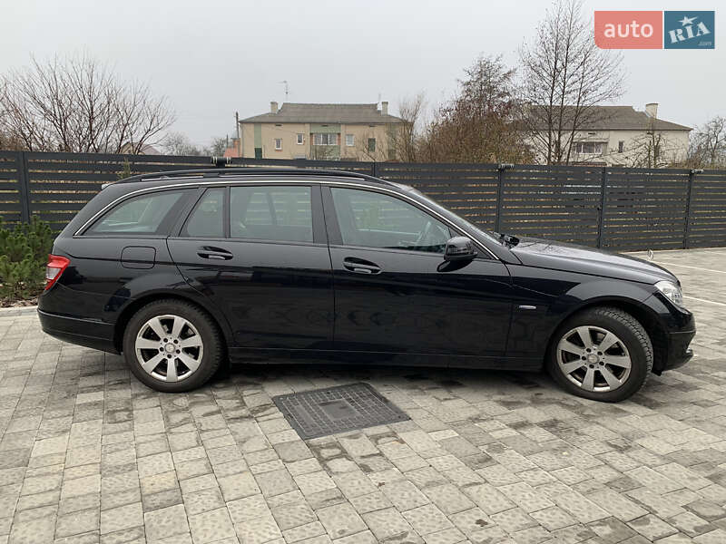 Универсал Mercedes-Benz C-Class 2009 в Каменке-Бугской
