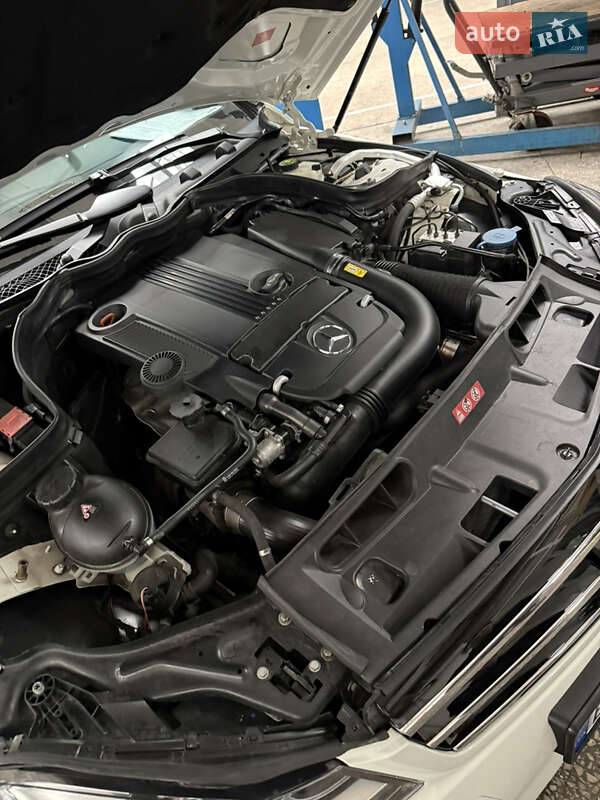Седан Mercedes-Benz C-Class 2011 в Одессе