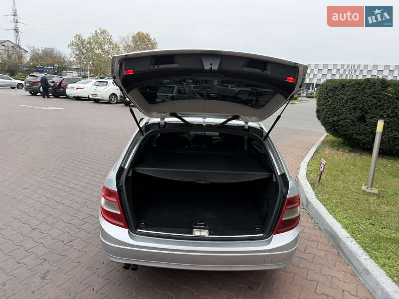 Універсал Mercedes-Benz C-Class 2008 в Одесі