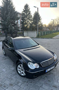 Седан Mercedes-Benz C-Class 2003 в Бродах