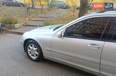 Універсал Mercedes-Benz C-Class 2002 в 