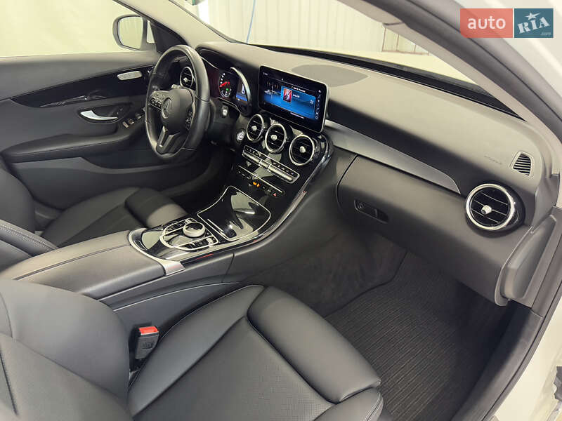 Седан Mercedes-Benz C-Class 2021 в Києві