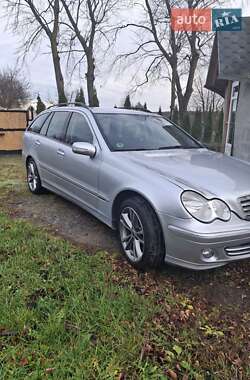 Универсал Mercedes-Benz C-Class 2005 в Луцке