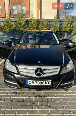 Універсал Mercedes-Benz C-Class 2012 в Черкасах