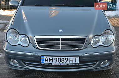 Універсал Mercedes-Benz C-Class 2005 в Бердичеві