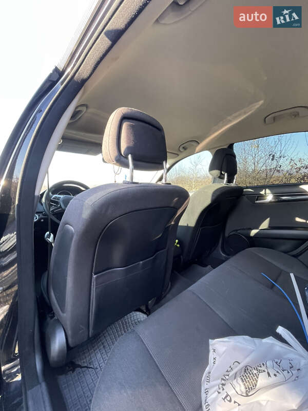 Седан Mercedes-Benz C-Class 2012 в Хусте