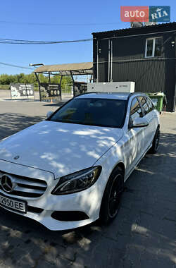 Універсал Mercedes-Benz C-Class 2014 в 