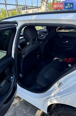 Універсал Mercedes-Benz C-Class 2014 в 