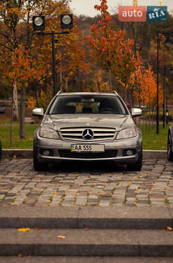 Универсал Mercedes-Benz C-Class 2008 в 