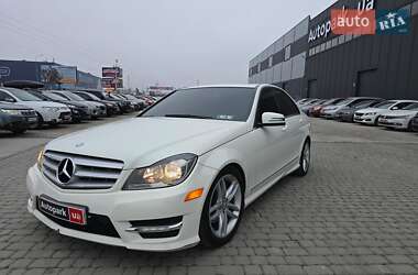 Седан Mercedes-Benz C-Class 2012 в Львове