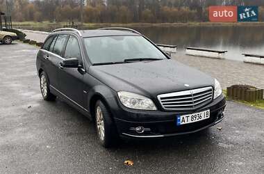 Mercedes-Benz C-Class 2010 Mercedes-Benz C-Class 2010
