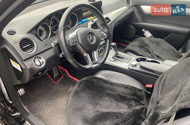 Седан Mercedes-Benz C-Class 2013 в 