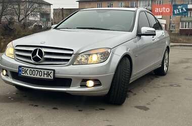 Седан Mercedes-Benz C-Class 2010 в 