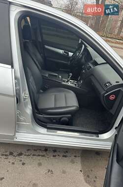 Седан Mercedes-Benz C-Class 2010 в 