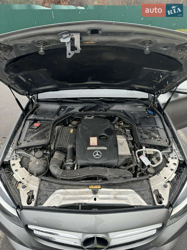 Седан Mercedes-Benz C-Class 2015 в Ивано-Франковске