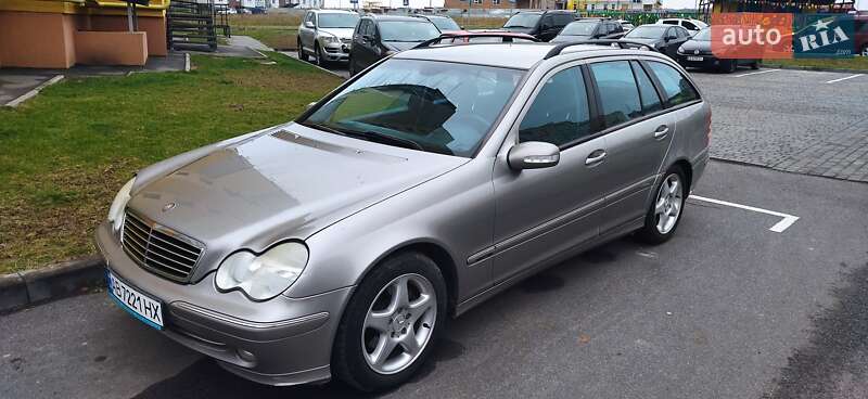 Универсал Mercedes-Benz C-Class 2004 в Виннице