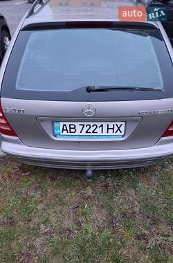 Универсал Mercedes-Benz C-Class 2004 в Виннице